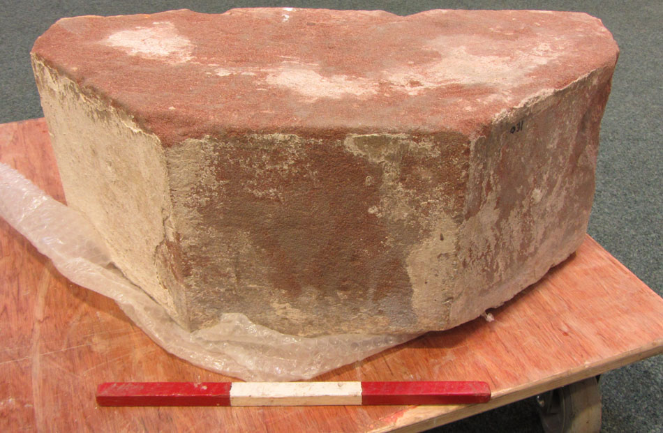 Front part of a carved column, accession CDBM 031